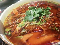 -万重锦·人文川菜馆(骡马市店)