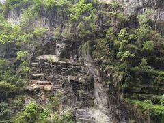 -龙水峡地缝景区