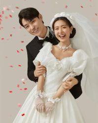-拾年·定制婚纱摄影