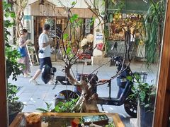 -西关84·History·Art·Cafe