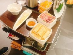 -海底捞火锅鲜切牛肉主题店(长寿路店)