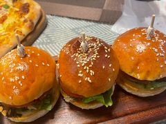 -缇纳甜妮·西餐·甜点(商字店)