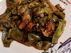 五花肉焖油豆角-粗粮人家·东北菜(洋桥店)