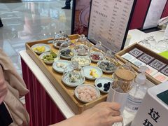 -阮大兴糕团(杭州西湖银泰百货店)