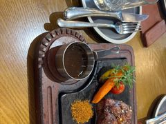 -西语炭烧牛排·西厨(石龙店)