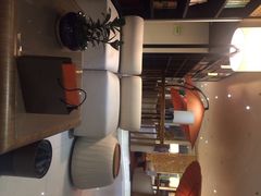 喜鹊愉家(东明路)-喜鹊愉家酒店(郑州曼哈顿博览中心地铁站店)