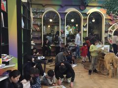 -钟书阁(松江泰晤士小镇店)