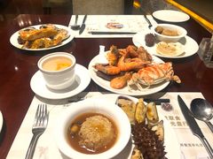 -荣誉国际酒店-云顶旋转餐厅