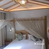 果然挺有意思的。尤其是床的设计