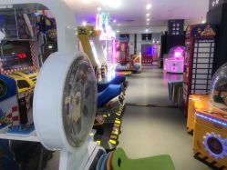 -Land Mark蓝马乐园(华联武夷购物中心店)