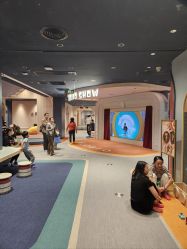 -奈尔宝家庭中心·亲子早教·派对餐厅(北京东坝万达店)