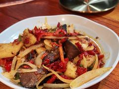 -柴窝堡22号辣子鸡·传承新疆菜