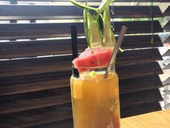 -Mark&Mars Restaurant