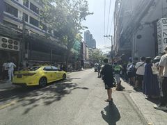 -榮泰米粉湯(Left Shop)