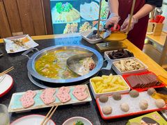 -谭公鱼头·鲜鱼火锅·小龙虾·江湖菜(秀沿路店)