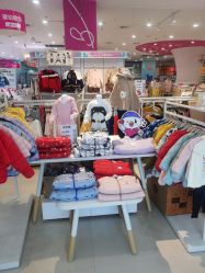 -孩子王童乐园(余姚万达店)