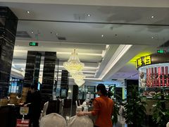 -万龙洲海鲜(大兴绿地缤纷城店)