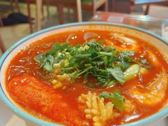 -何记花甲(海岸城旗舰店)