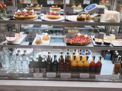 面包甜点陈列柜-Perma Café樸門(五羊店)