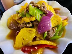 菠萝炒牛肉-文昌鸡饭店110号(中山路店)