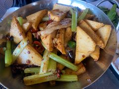鱼豆腐-我去·春饼文化主题餐厅(国定路总店)
