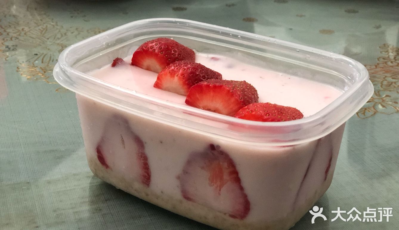 敏氏厨房 ｜ 草莓慕斯蛋糕