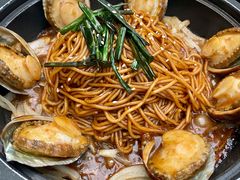 葱香鲍鱼捞面-夜上海(新天地店)