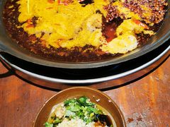 -四小区火锅·巷子里的重庆火锅(花照壁店)