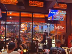 -何师烧烤Pro ·江湖川菜·小龙虾·精酿(太古里旗舰店)