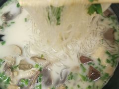 -津津老鸭粉丝馆(正东路店)