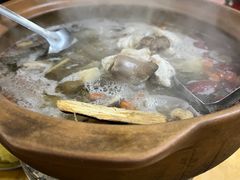 -威邵鸡煲(西华路总店)