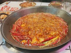 -巴卤社老火锅(财富店)