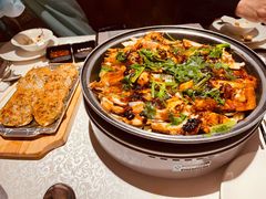 生啫千岛湖鱼头（砂锅）-维园悦谱·海派家常菜(乌鲁木齐南路店)