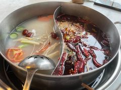 清汤+麻辣鸳鸯锅底-大斌家串串火锅