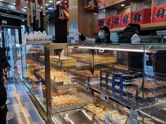 面包甜点陈列柜-酥侯糕点(广东路店)