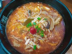 -渝和喵叔米线(南坪万达店)