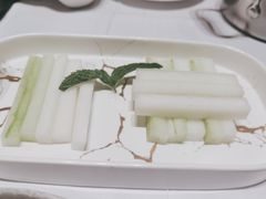 -红鼎豆捞·非遗鲍皇汤火锅(宝丰路店)