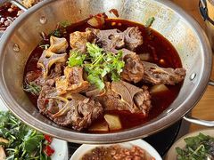 -大众跷脚牛肉馆·非遗传承单位(峨眉山店)