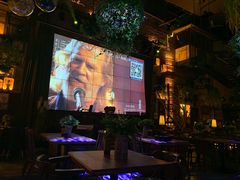 -临界音乐酒馆·小龙虾·江湖菜(华熙LIVE·鱼洞店)