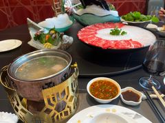 -鼎泰亨·海鲜牛肉餐厅(滨江店)