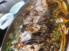 招牌跳水鱼-自游人·美食一楼·地道徽菜(三十年名店)