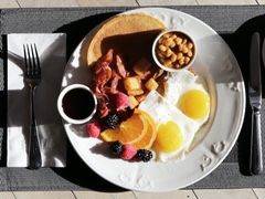 -上海明天广场JW万豪酒店