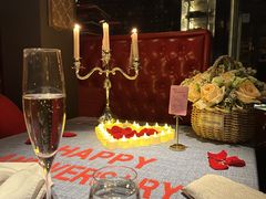 -弦月窗LUNETTE BY AMANDA(复兴路店)