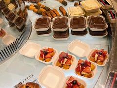 -HOT CRUSH趁热集合·现烤面包(环球港店)