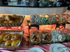 -华强广场酒店-椰香高空自助餐厅