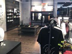 -NIKE KICKS LOUNGE体验店(北京新中关店)