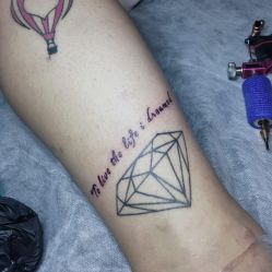 -椿树下·Tattoo纹身工作室