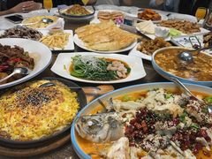 -郑庄脂渣海鲜楼(九水路店)