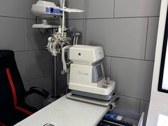 -翰佐蔡司小乐圆·依视路星趣控·暴龙眼镜折扣店