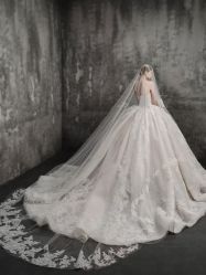 -衣贝姿婚纱礼服馆